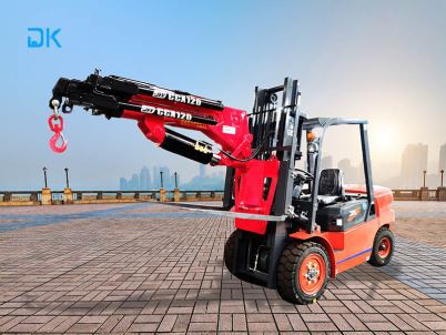 فورک لفٹ نے کرین لگائی